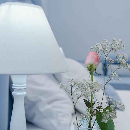 Domus Rosa Bed & Breakfast Наполи Стая снимка