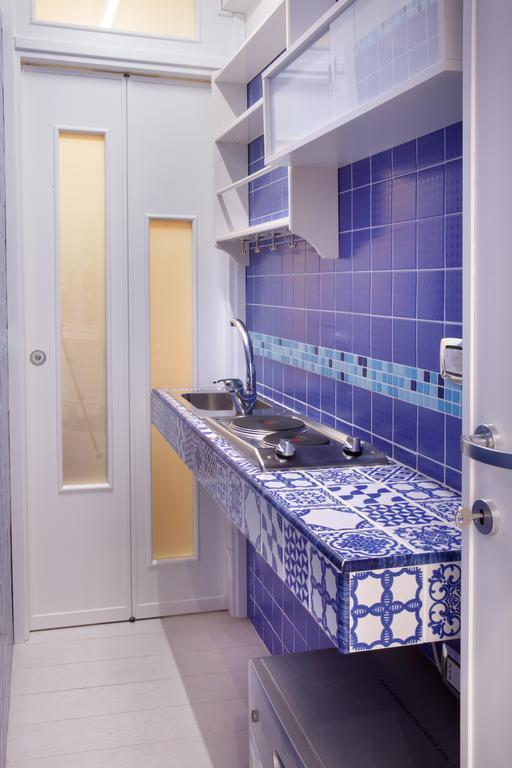 Domus Rosa Bed & Breakfast Наполи Екстериор снимка
